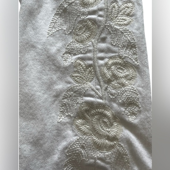 Coldwater Creek White Embroidered Jeans Size 12 - Picture 9 of 10